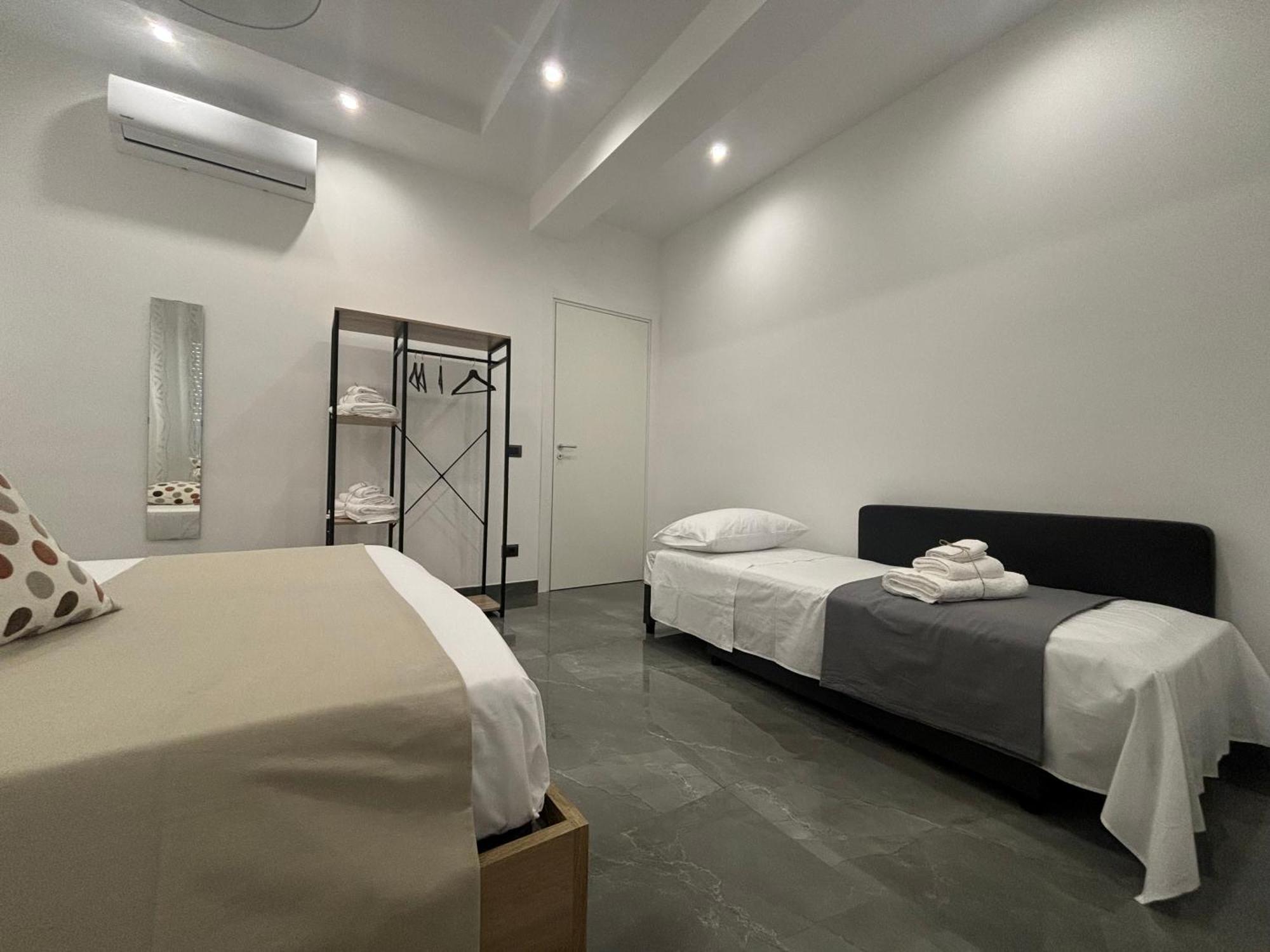 Louis Helen Apartment Nápoly Kültér fotó